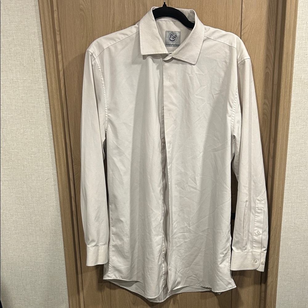 Elegant Men's White Dress Shirt